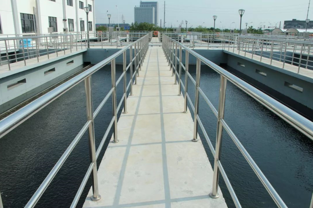 泰科电子